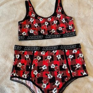 2 pieces bralette and panty